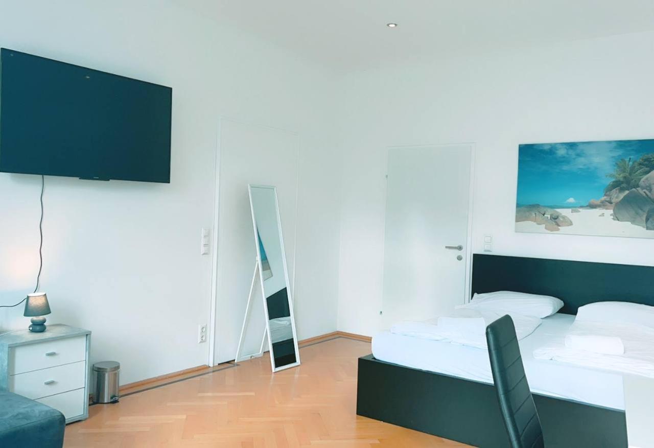 Deluxe Rooms In Keplerplatz Vienna Exterior photo