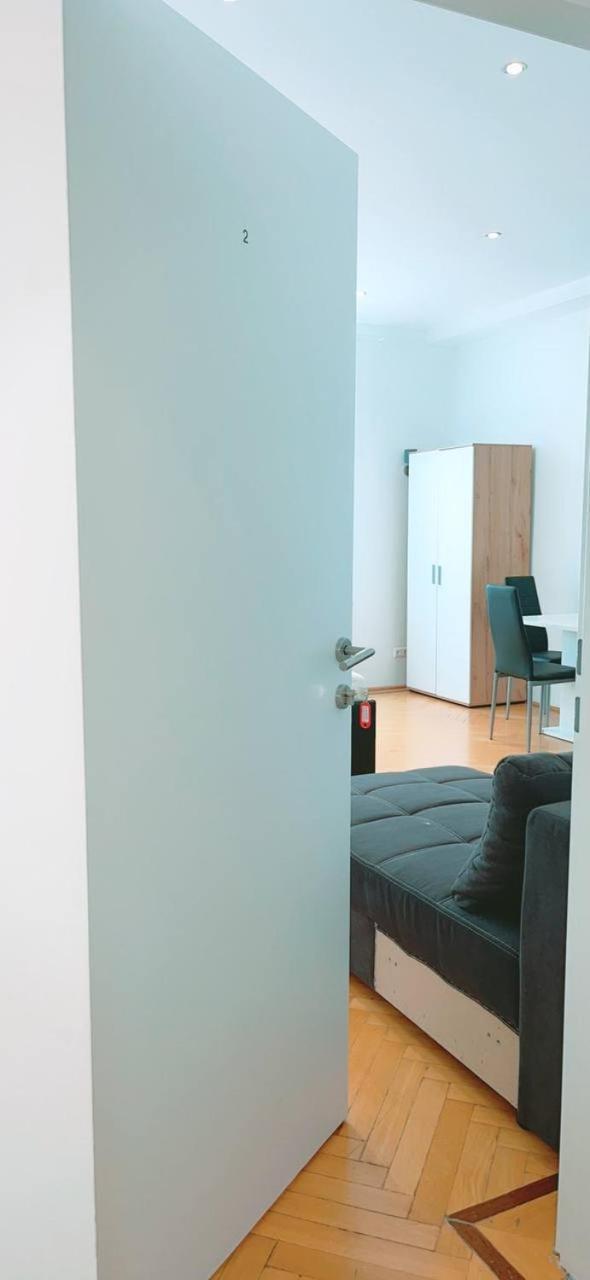 Deluxe Rooms In Keplerplatz Vienna Exterior photo