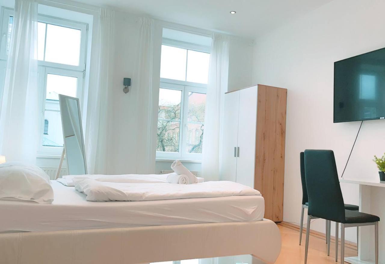 Deluxe Rooms In Keplerplatz Vienna Exterior photo