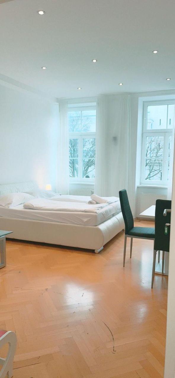 Deluxe Rooms In Keplerplatz Vienna Exterior photo